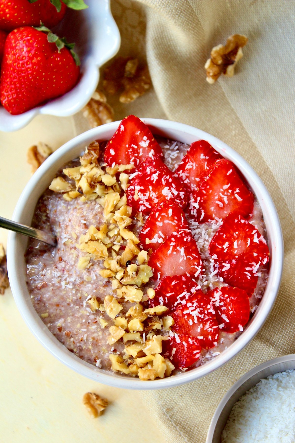 Overnight Raw Flaxseed Porridge with Fruits